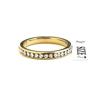 Gold Tone Ring with clear rhinestones, Size 7 Unisex
